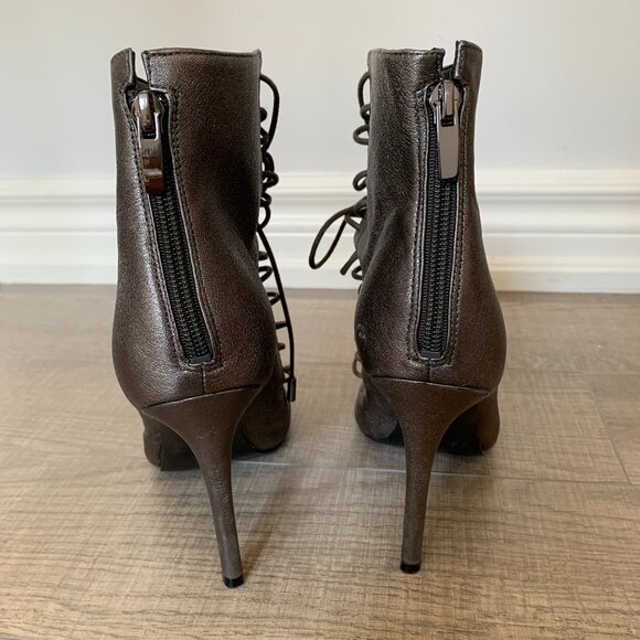 Kendall and Kylie metallic peep toe lace up booties size 8 - Picture 4 of 9